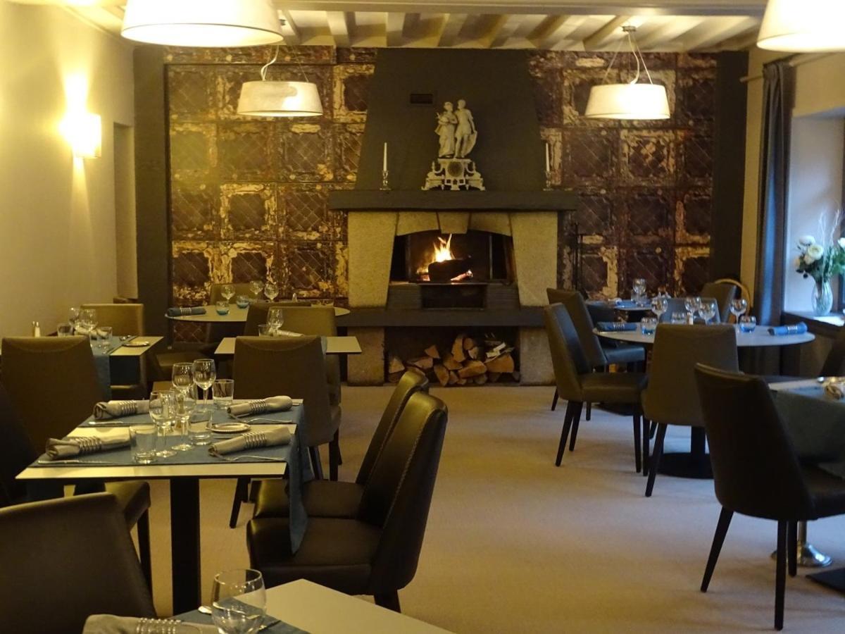 Le Vieux Moulin Hotel Hede-Bazouges ภายนอก รูปภาพ