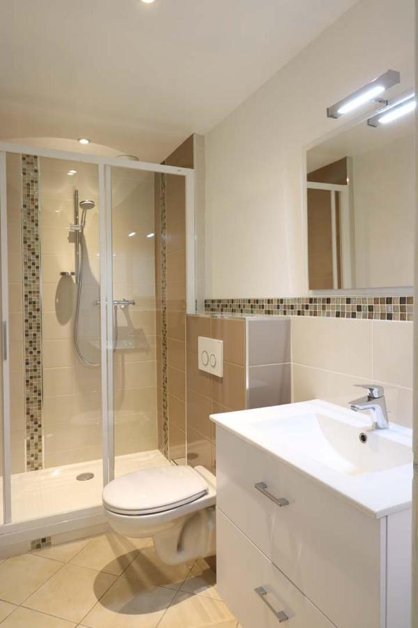 Le Vieux Moulin Hotel Hede-Bazouges ภายนอก รูปภาพ