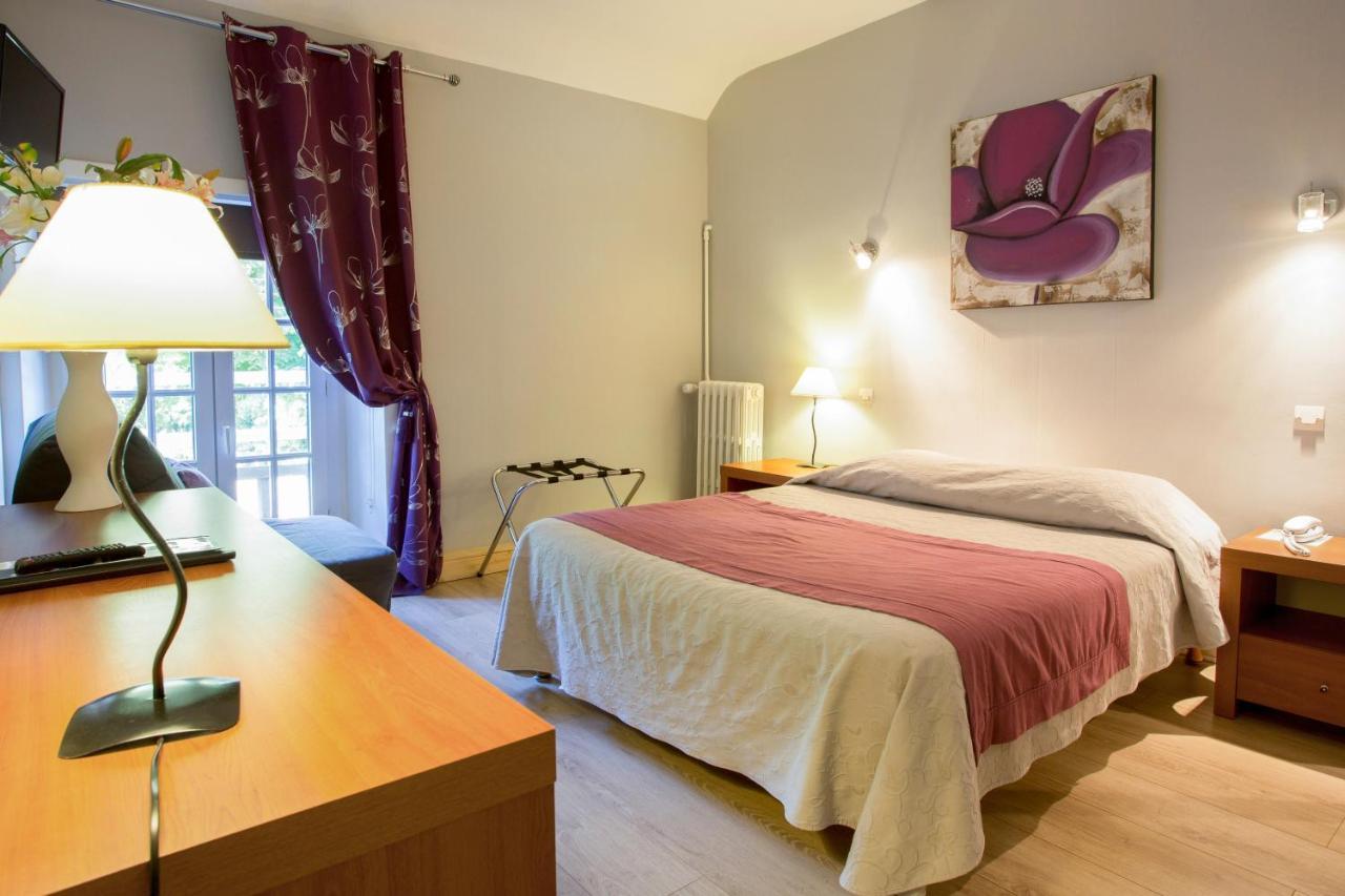 Le Vieux Moulin Hotel Hede-Bazouges ภายนอก รูปภาพ
